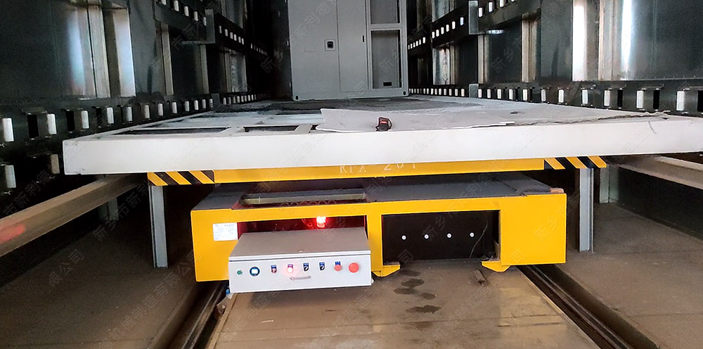 1691132844969276.jpg 蓄电池电动平车-1.jpg