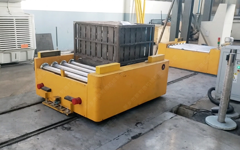 滚筒输送式轨道平车